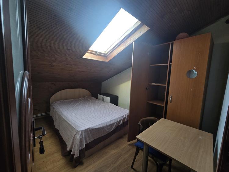 Apartament cu 6 camere decomandat în Nord