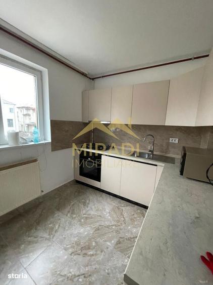Apartament cu 3 camere decomandat în Domenii