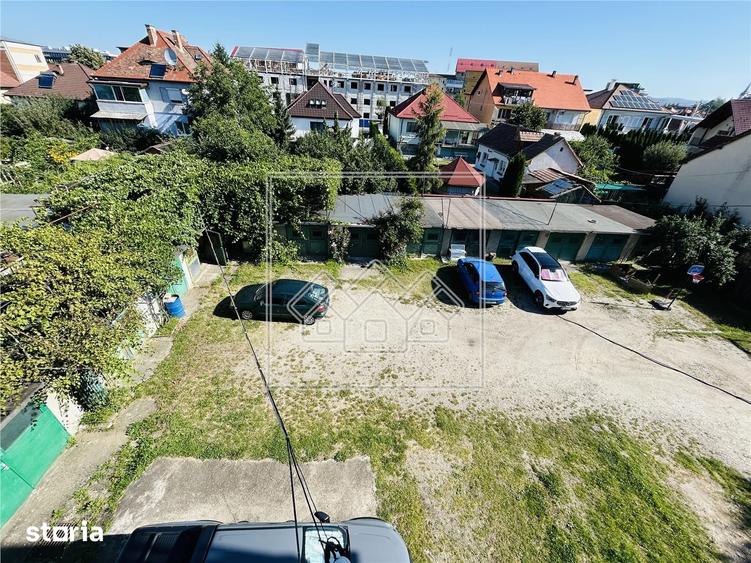 Apartament cu 2 camere decomandat în Ștrand
