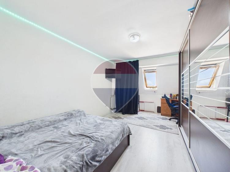Apartament cu 2 camere semidecomandat, mobilat în Olteniței