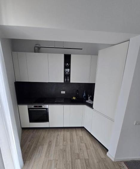 Apartament cu 2 camere semidecomandat, mobilat în Herăstrău — fotografia 3