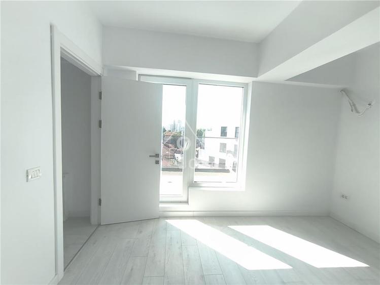 Apartament cu 2 camere decomandat în Timpuri Noi