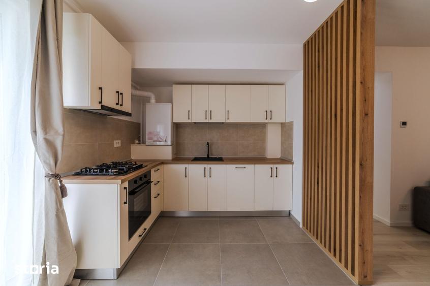 Apartament cu 3 camere semidecomandat, mobilat în Lipovei