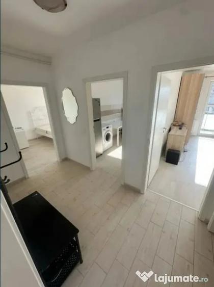 Apartament cu 3 camere decomandat în Avantgarden