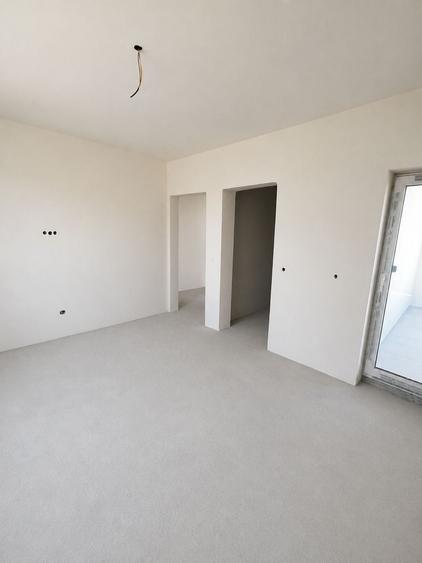 Casă individuală cu 4 camere cu Teren 450 Mp în Cetate