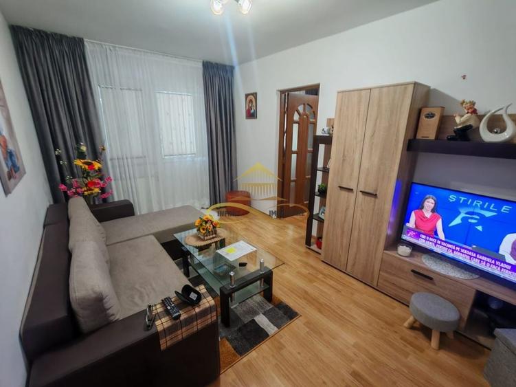 Apartament cu 2 camere nedecomandat în Central