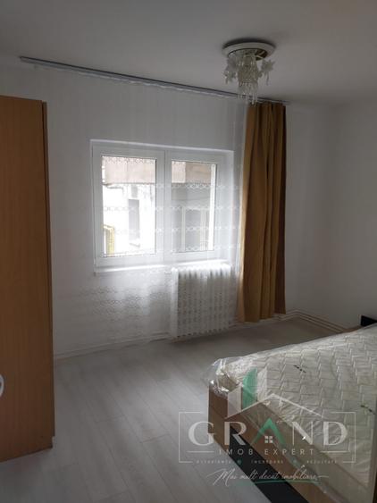 Apartament cu 2 camere semidecomandat, mobilat în Mănăștur