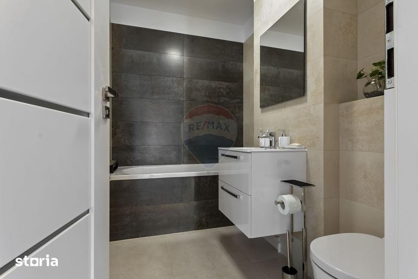 Apartament cu 3 camere decomandat, mobilat în Șega