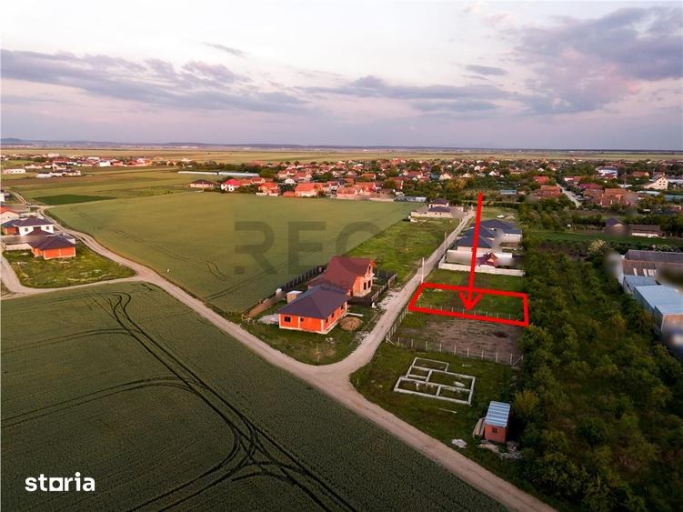Teren de 500 mp, în Nojorid