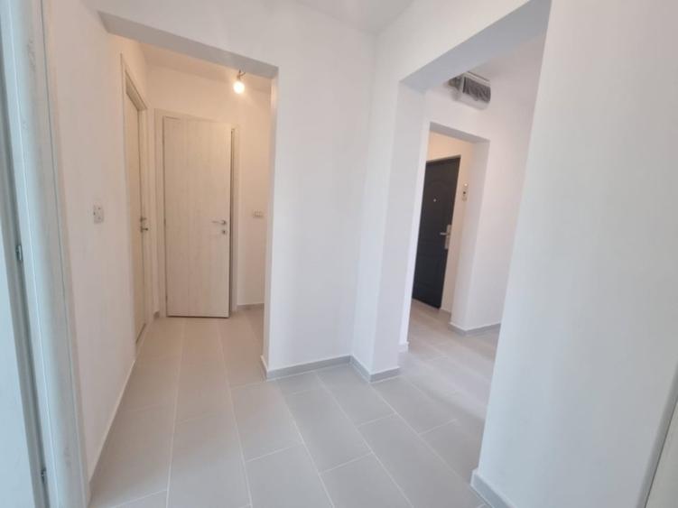 Apartament cu 3 camere decomandat în Păcurari
