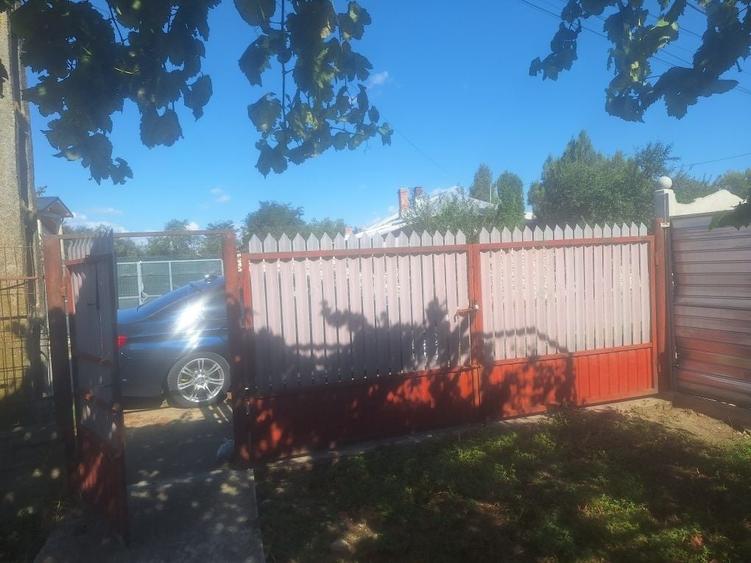 Casă cu 3 camere în Boteni