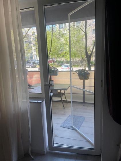 Apartament cu 2 camere decomandat în Palazu Mare