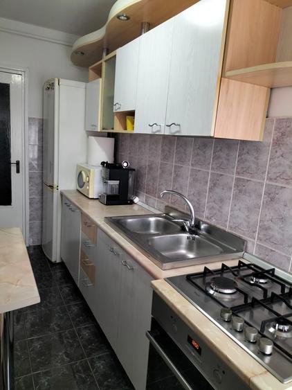 Apartament cu 2 camere decomandat în Cetate