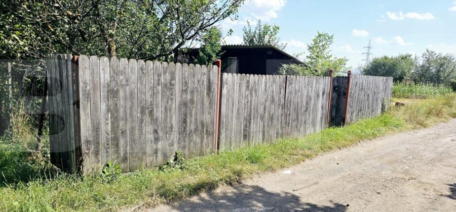 Teren de 4000 mp, în Central