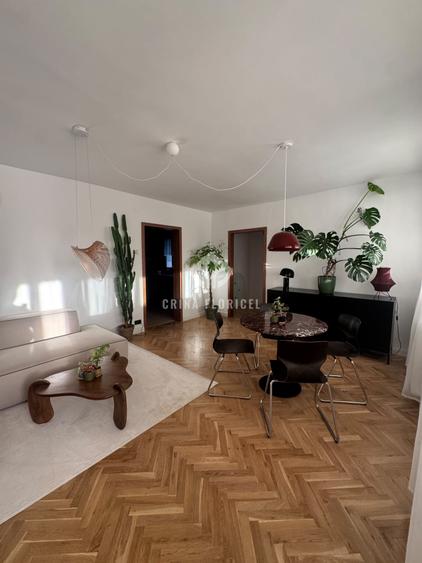 Apartament cu 2 camere semidecomandat, mobilat în Dorobanți