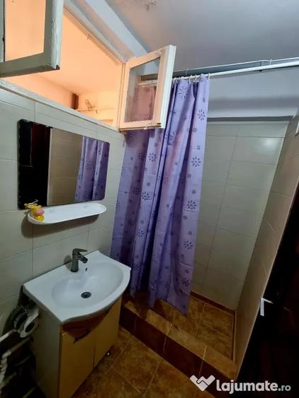 Garsonieră semidecomandată în Central