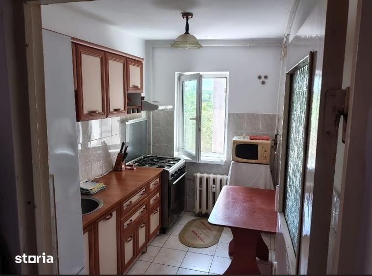 Tomis Nord-Zmeurei-Apart 2 cam sd cf 2 liber et 4/5 pre? 72.000 euro - 5