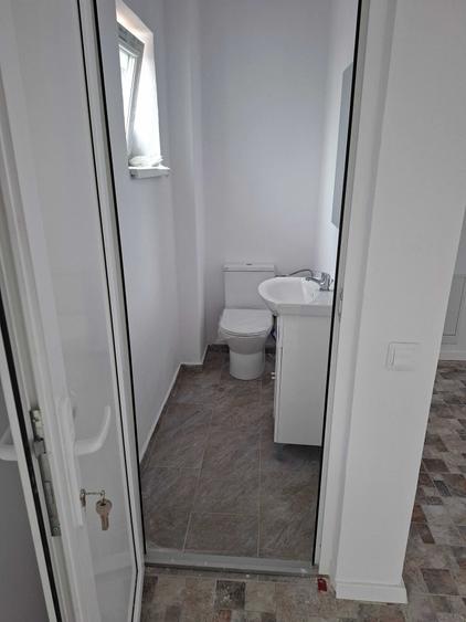 Inchiriez spatiu comercial 94mp - 7