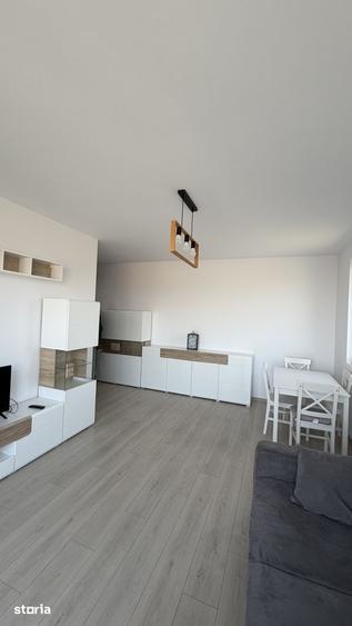 Apartament cu 3 camere, mobilat în Cetății