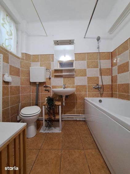 Apartament cu 2 camere, mobilat în Plopilor