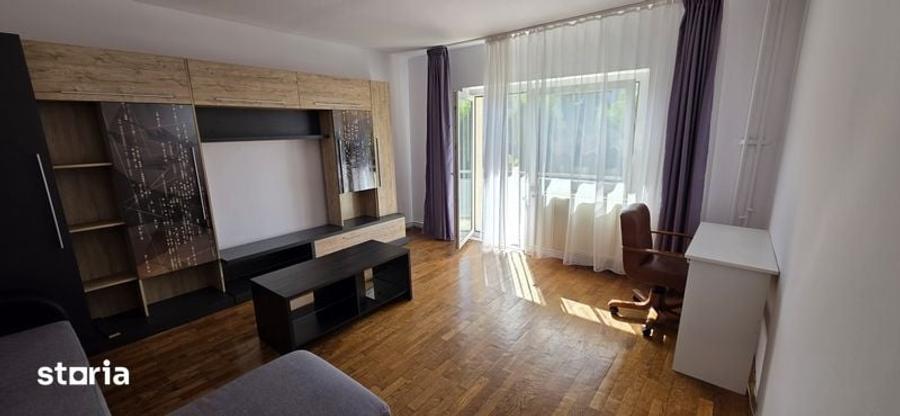 Inchiriez apartament 3 camere - 2