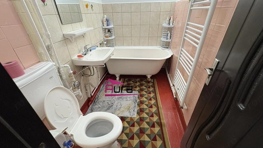 Inchiriez apartament 2 camere zona Str.Isaccei - 17