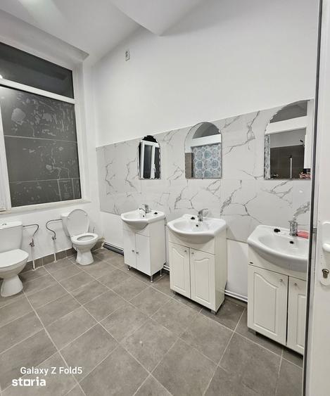 Apartament cu 5 camere în Iosia
