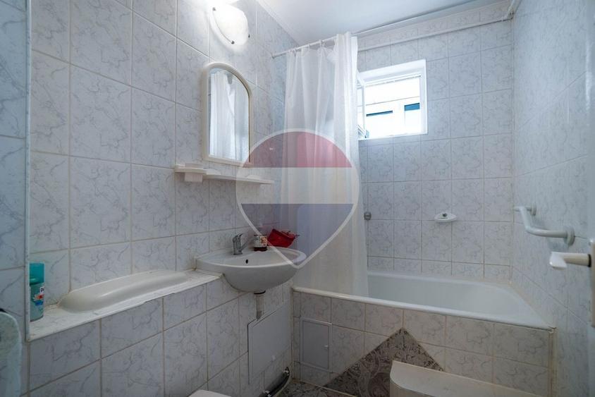 Apartament cu 3 camere decomandat în Griviței