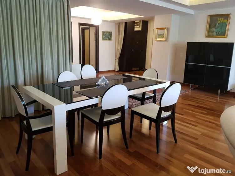 Apartament cu 4 camere decomandat, mobilat în Nordului