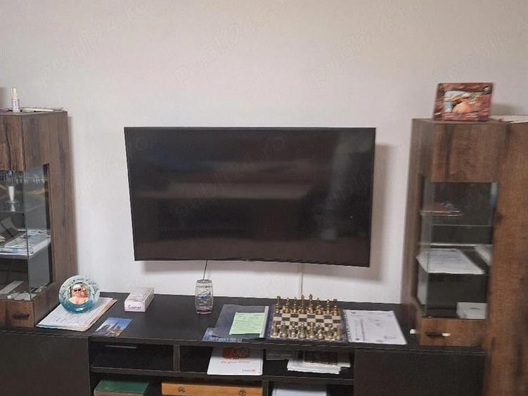 Apartament cu 2 camere decomandat, mobilat în Rovine