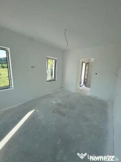 Casă cu 3 camere cu Teren 9000 Mp în Tăuții-Măgherăuș