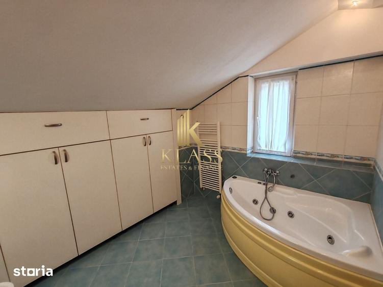 Casă cu 5 camere cu Teren 300 Mp în Corbeanca