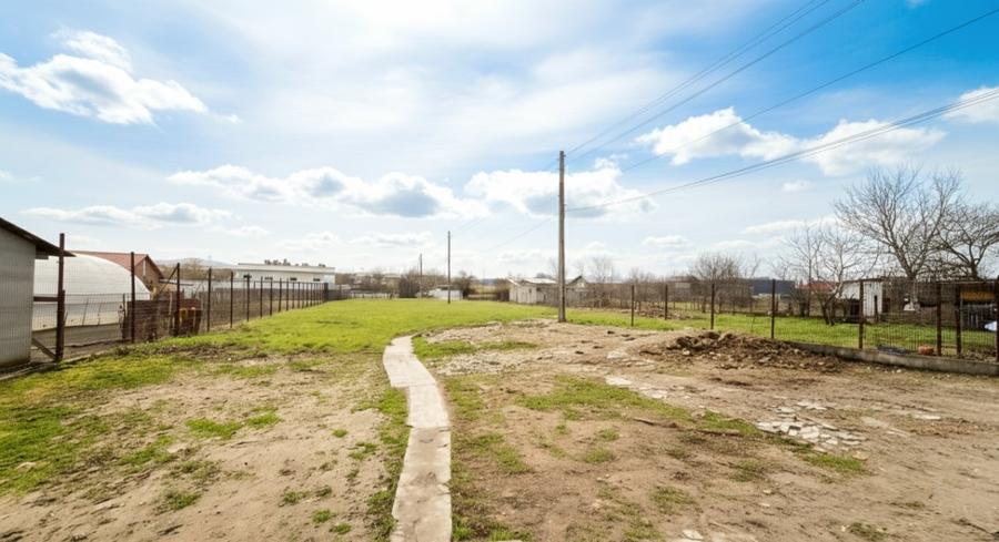 Teren Construcții intravilan de 1467 mp, în Lumina