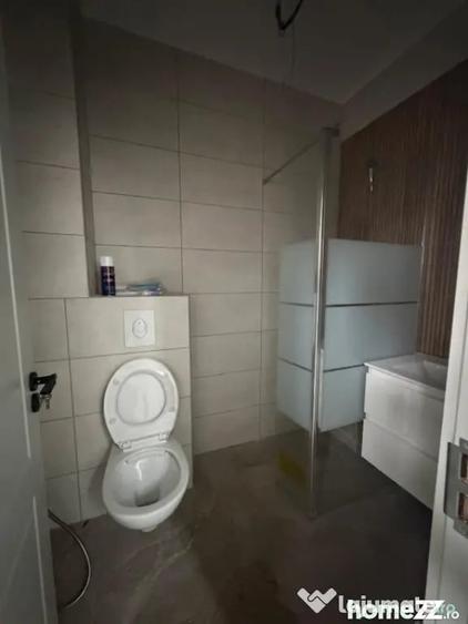 Casă cu 3 camere cu Teren 370 Mp în Central
