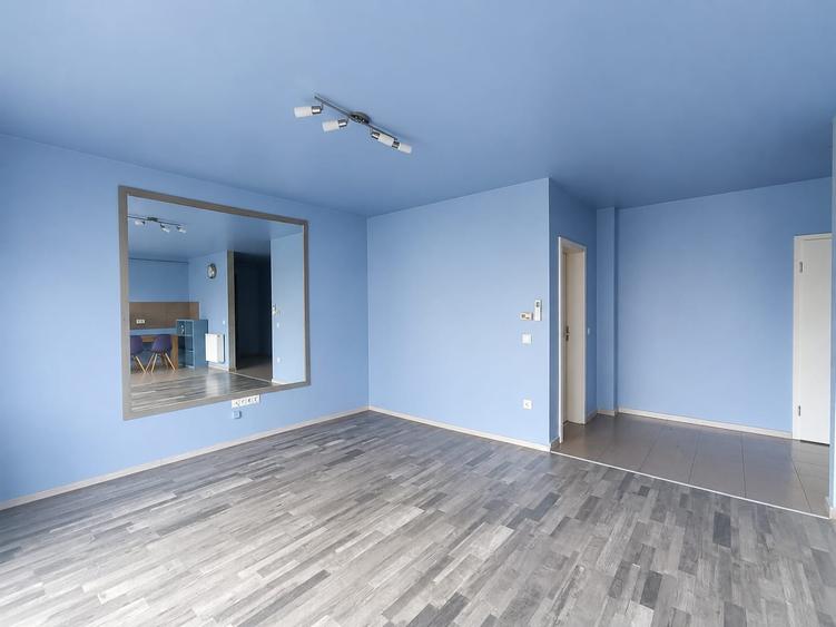 Apartament cu 3 camere decomandat în Avantgarden