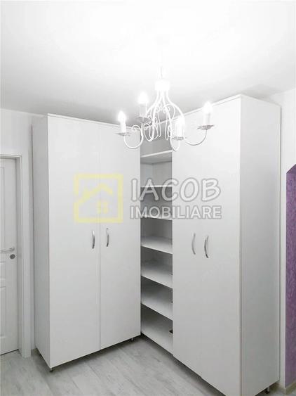 Apartament cu 3 camere decomandat în Republicii