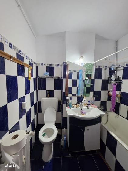 Apartament cu 3 camere în Drumul Taberei