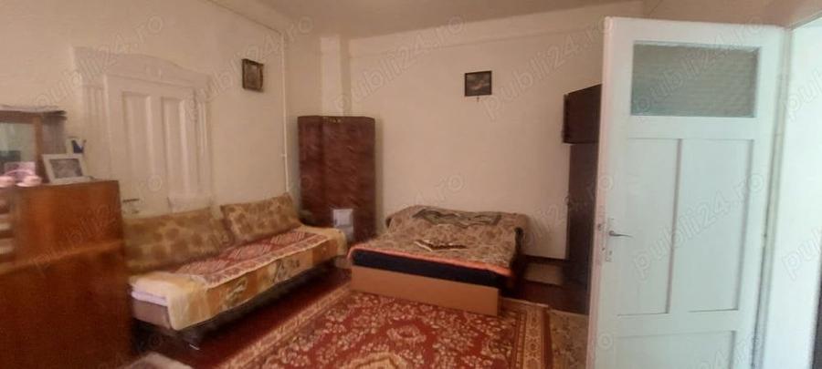 Casă cu 5 camere cu Teren 2500 Mp în Bod