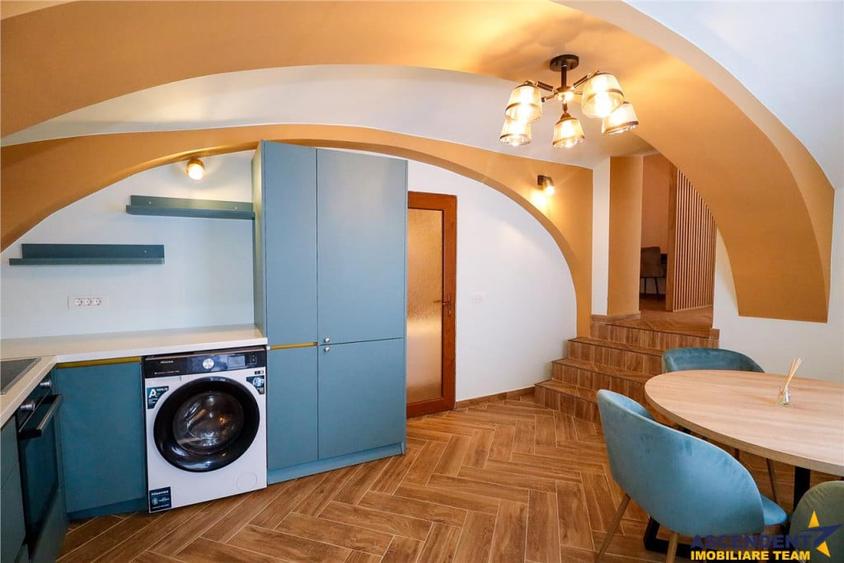 Apartament cu 3 camere nedecomandat în Est