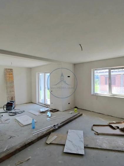 Casă cu 4 camere cu Teren 350 Mp în Central