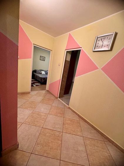 Apartament cu 2 camere decomandat în Siderurgiștilor