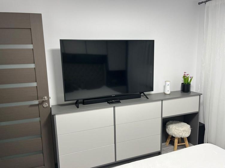 Apartament cu 3 camere, mobilat în Telegrafului