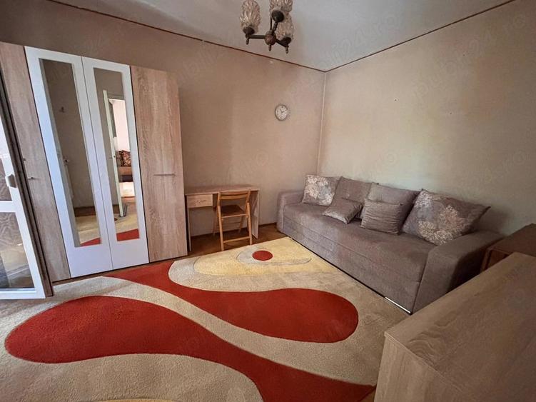 Apartament cu 2 camere nedecomandat în Bucșinescu