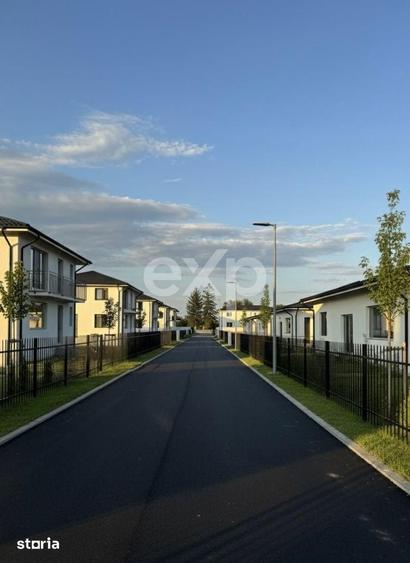 Casă cu 3 camere cu Teren 406 Mp în Ulmi