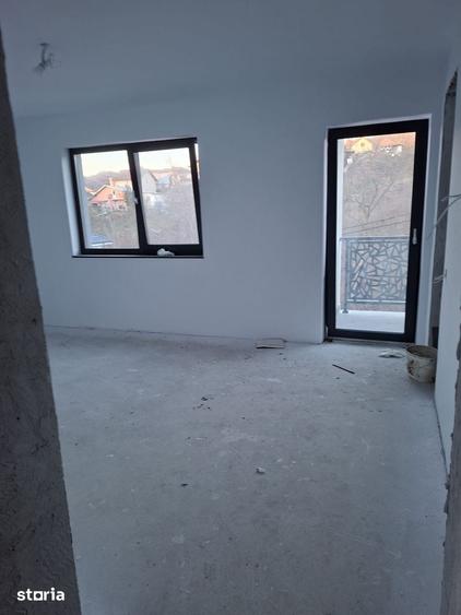 Casă individuală cu 4 camere cu Canalizare în Ștefănești