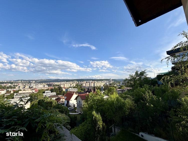 Casă cu 4 camere în Grigorescu