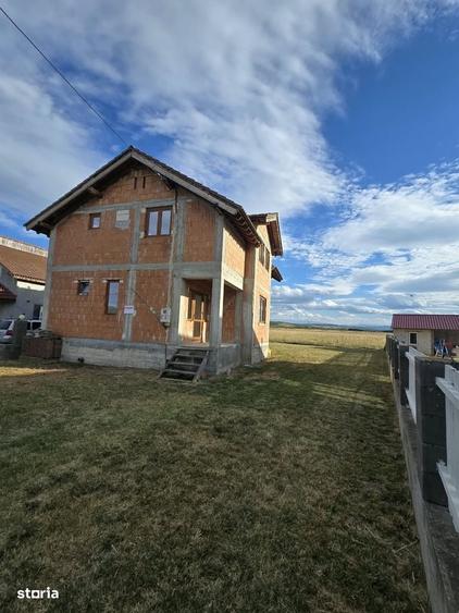 Casă cu 3 camere în Șăulești