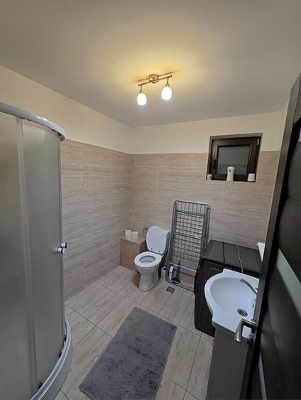 Apartament cu 2 camere semidecomandat în Bariera Vâlcii