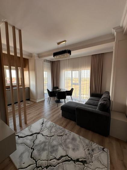 Apartament cu 3 camere decomandat, mobilat în Sud