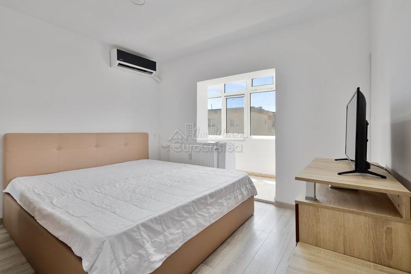 Apartament 3 camere cu vedere spectaculoasă la mare, la doar 100 metri de plajă - 7